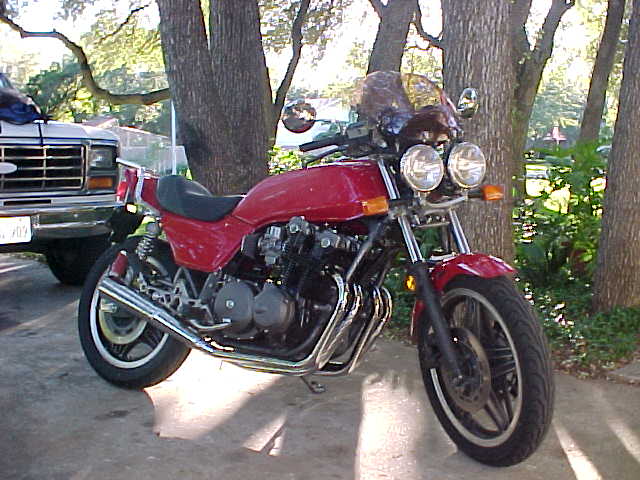 Kirk Taylors' 1982 Honda CB900F Photo #2