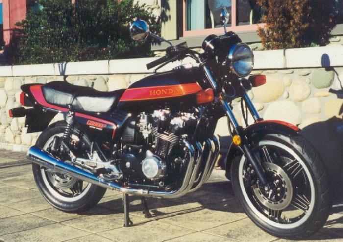 Adrian Hughes' 1981 Honda CB900F Photo #1