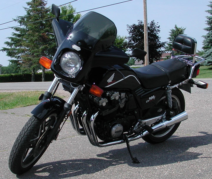 Doug Skeggs' 1982 Honda CB900F Photo #2