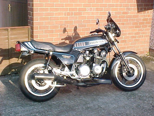 Nick Hanson's Honda CB900F