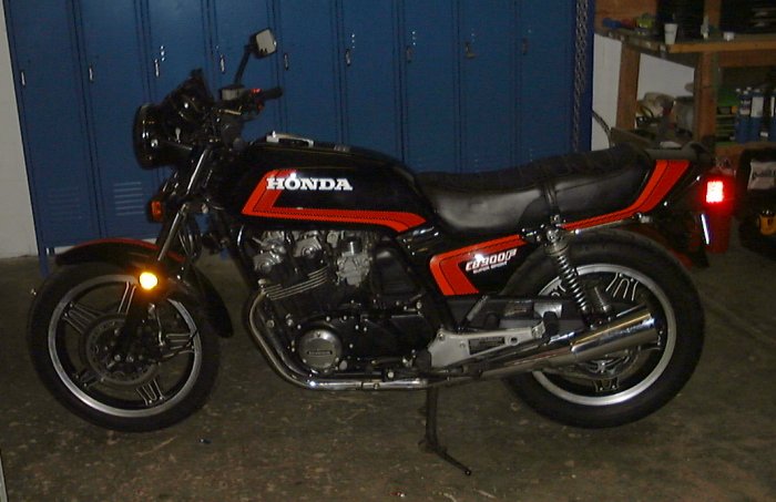 Norman Schenck's Honda CB900F