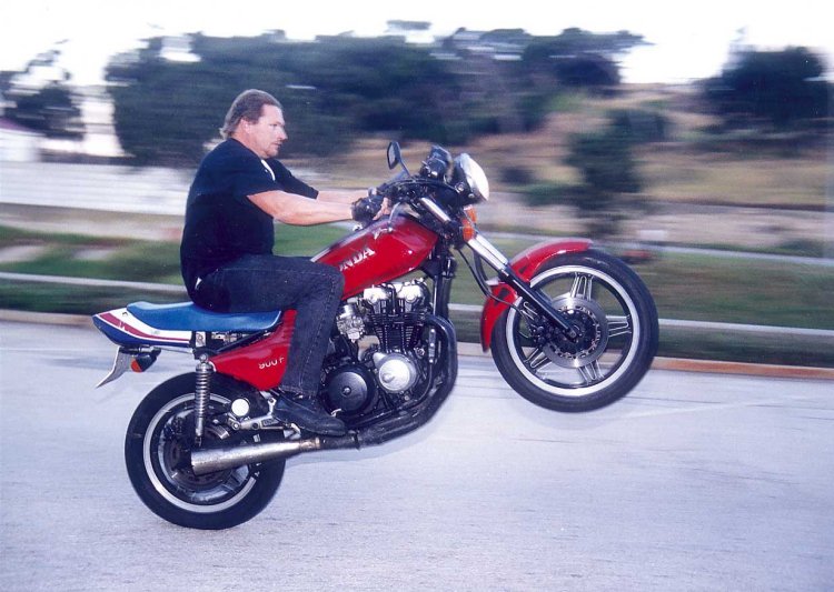 Norman Betts' 1982 Honda CB900F Photo #2