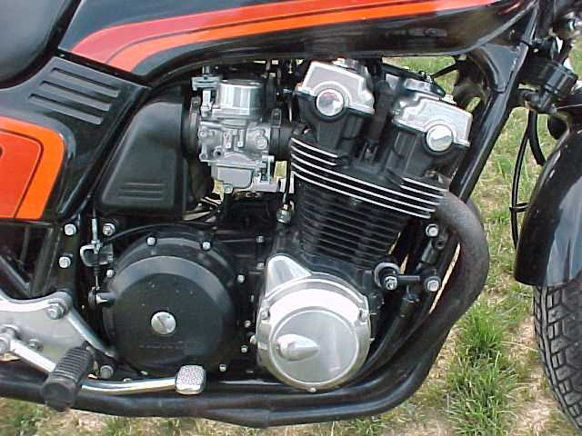 Brooks Jones' 1983 Honda CB900F Photo #2